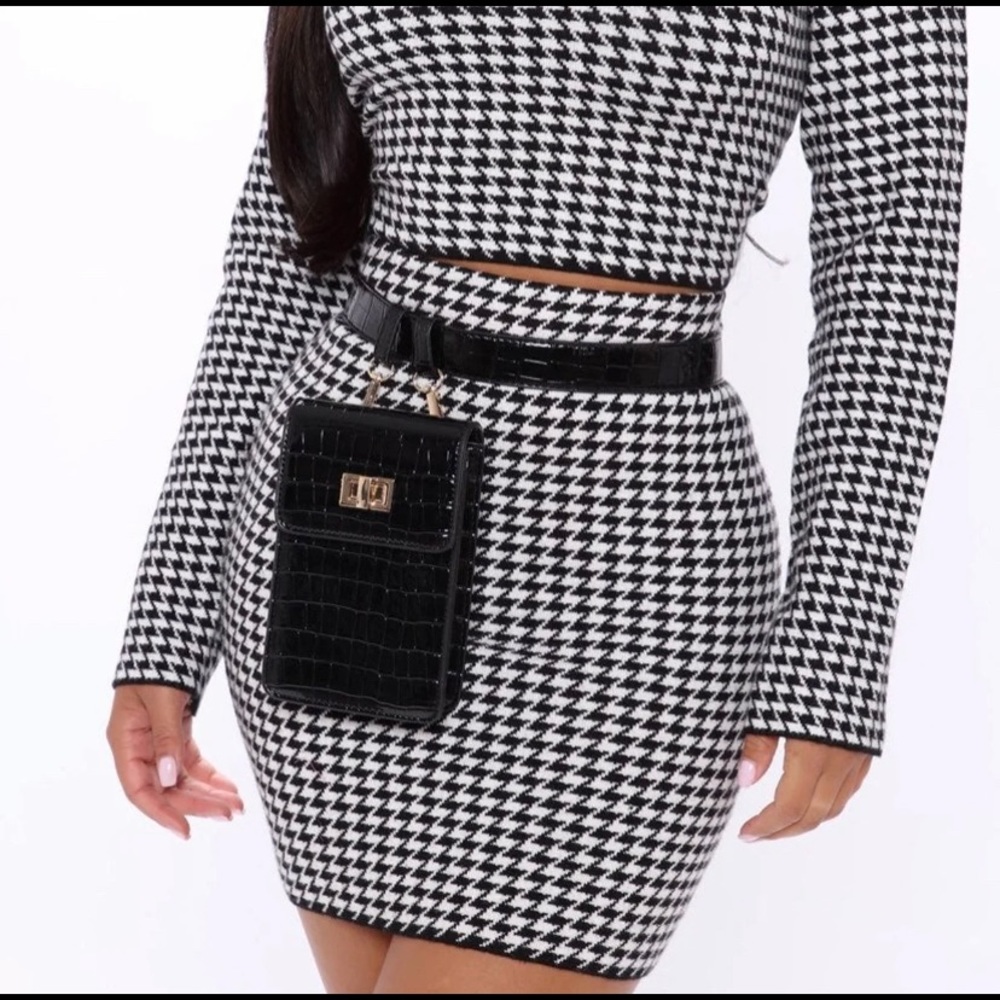 Crawling to you belt bag